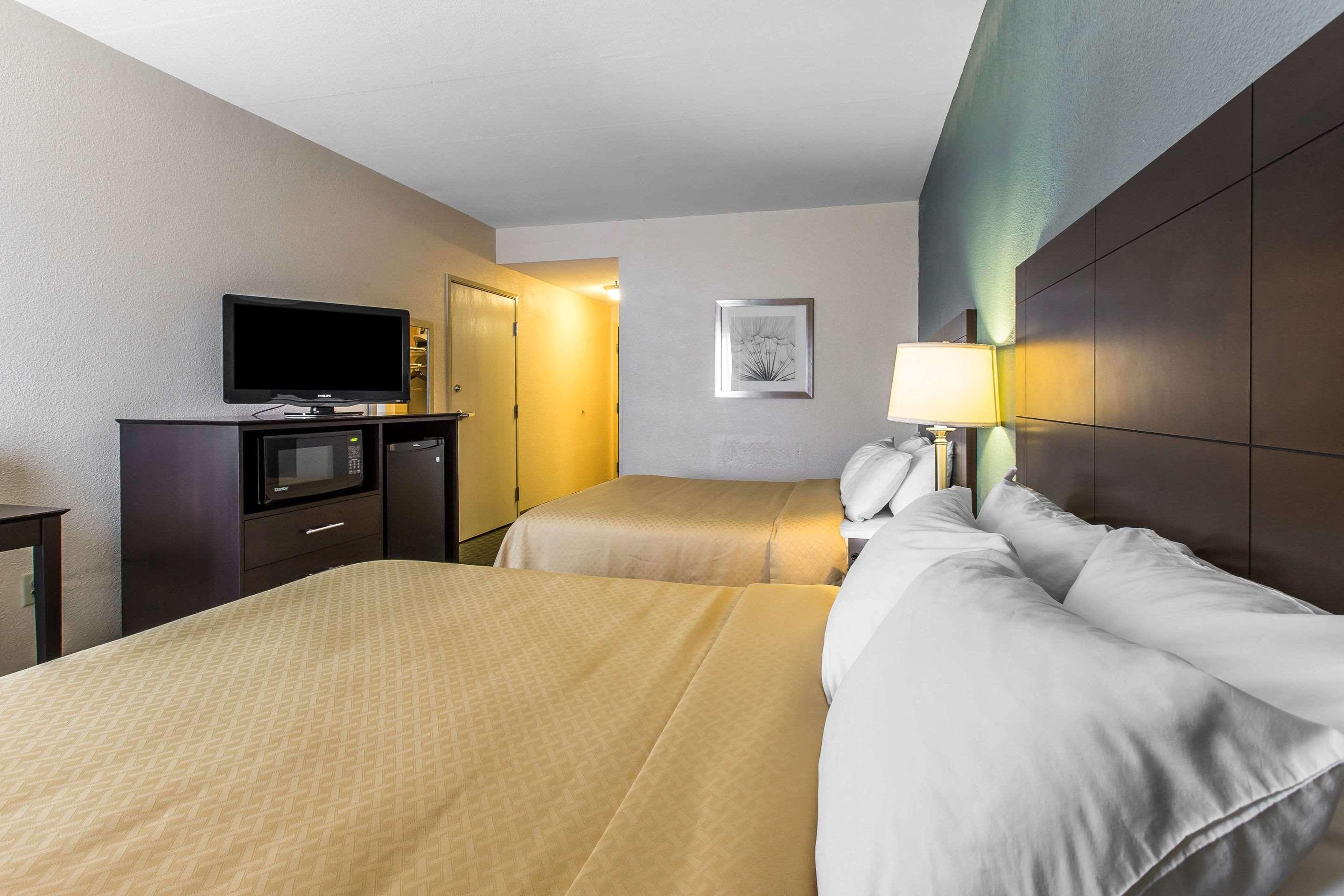 Quality Inn Fitzgerald Eksteriør billede